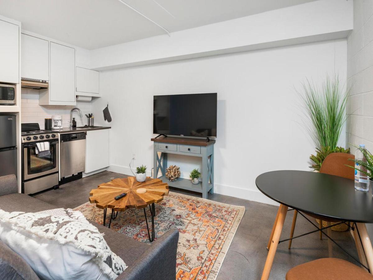Ferienwohnung Comfortable Studio With Queen Bed, City Walkable! Atlanta Exterior foto